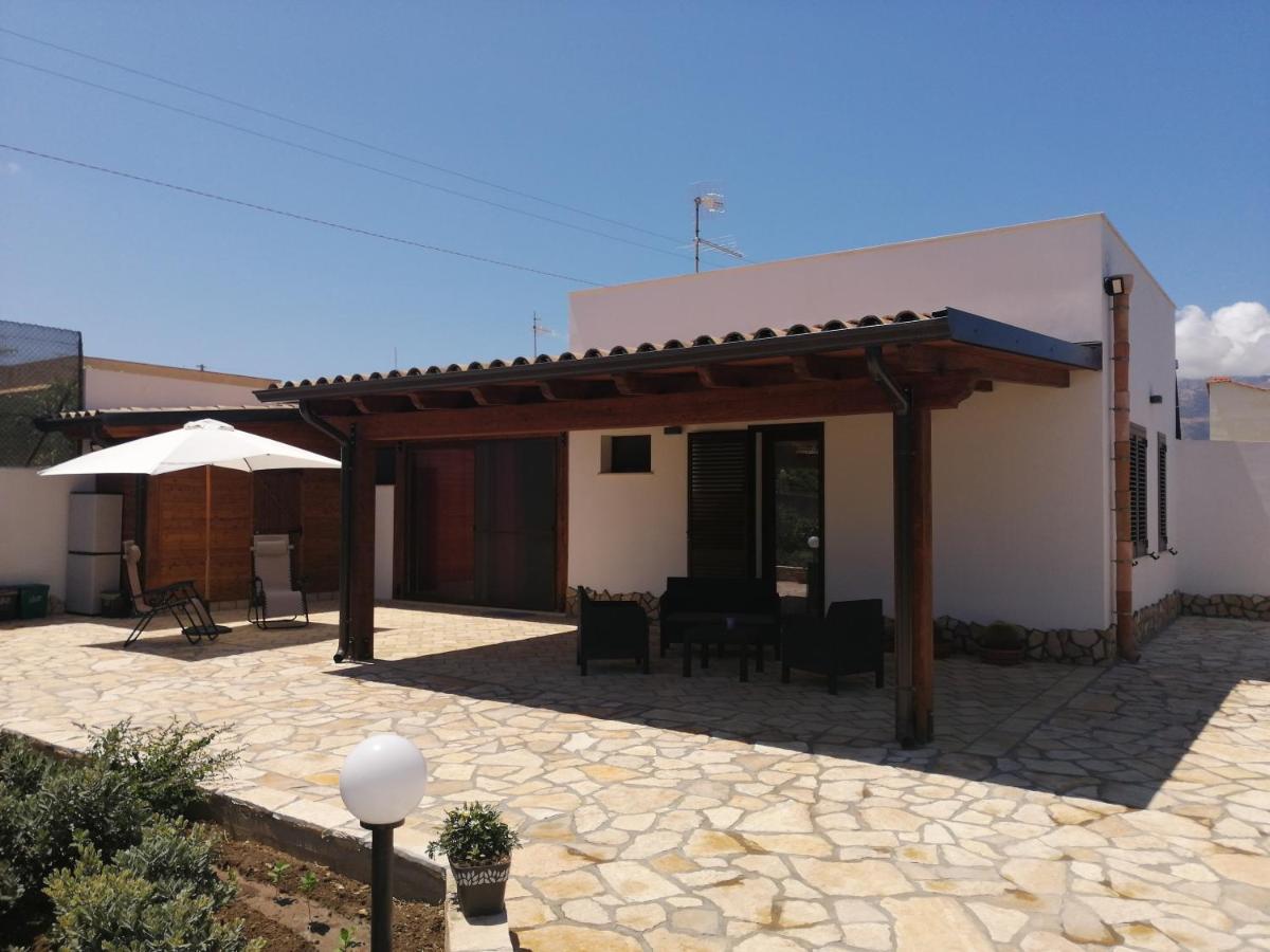Casa Vacanze Dorotea Villa Valderice Eksteriør billede